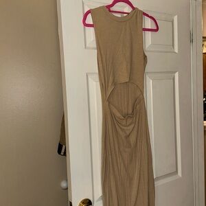 Ribbed cutout dress